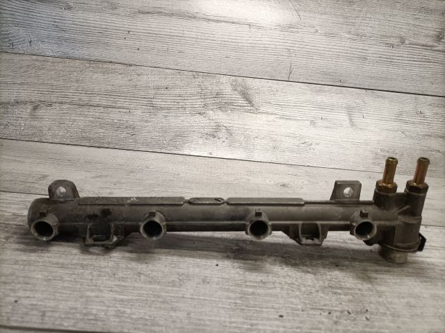 bontott VW GOLF IV Közösnyomócső