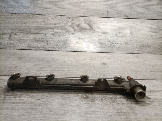 bontott VW GOLF IV Közösnyomócső