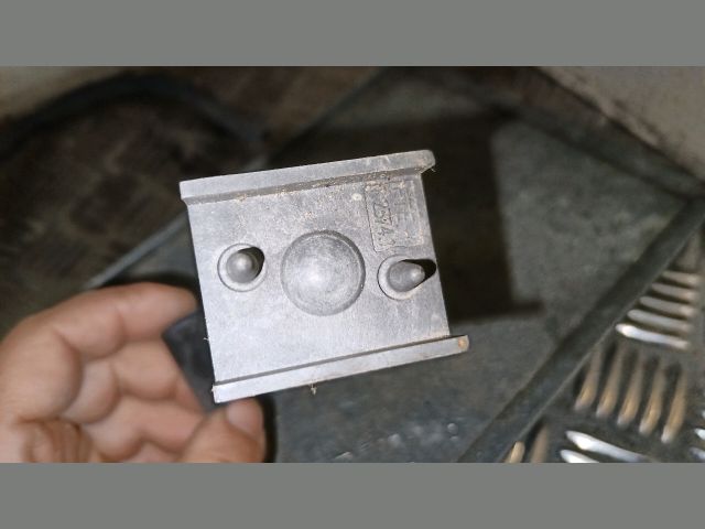 bontott VW GOLF IV Kuplung Munkahenger