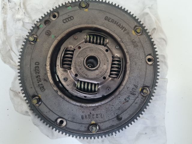 bontott VW GOLF IV Kuplung Szett Lendkerékkel