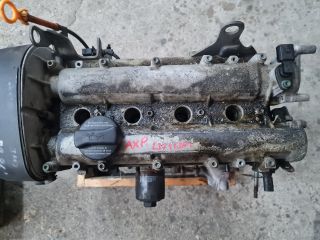 bontott VW GOLF IV Motor (Fűzött blokk hengerfejjel)