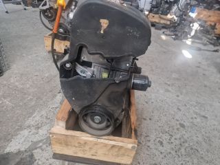 bontott VW GOLF IV Motor (Fűzött blokk hengerfejjel)