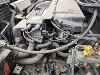 bontott VW GOLF IV Motor (Fűzött blokk hengerfejjel)