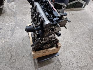 bontott VW GOLF IV Motor (Fűzött blokk hengerfejjel)