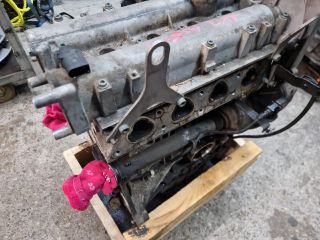 bontott VW GOLF IV Motor (Fűzött blokk hengerfejjel)