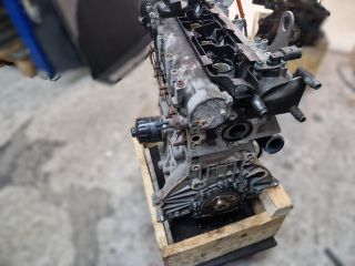 bontott VW GOLF IV Motor (Fűzött blokk hengerfejjel)