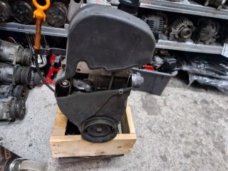 bontott VW GOLF IV Motor (Fűzött blokk hengerfejjel)