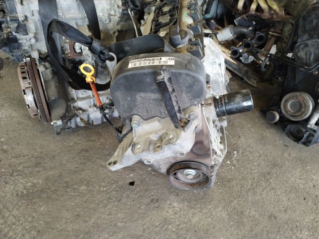 bontott VW GOLF IV Motor (Fűzött blokk hengerfejjel)