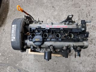 bontott VW GOLF IV Motor (Fűzött blokk hengerfejjel)