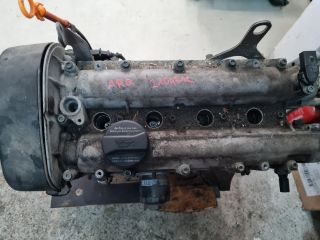 bontott VW GOLF IV Motor (Fűzött blokk hengerfejjel)