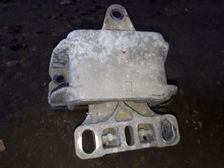 bontott VW GOLF IV Motor Tartó Bak Bal