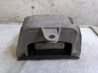 bontott VW GOLF IV Motor Tartó Bak Bal