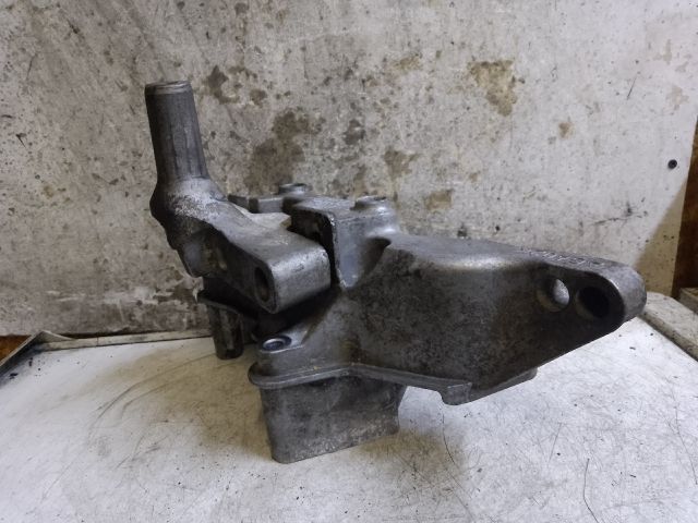 bontott VW GOLF IV Motor Tartó Bak (Fém)