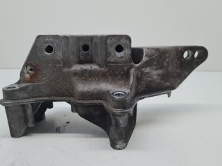 bontott VW GOLF IV Motor Tartó Bak (Fém)