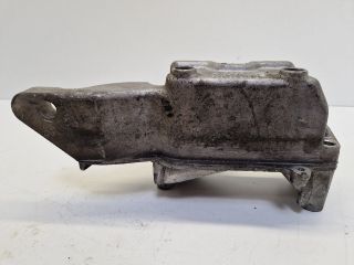 bontott VW GOLF IV Motor Tartó Bak (Fém)