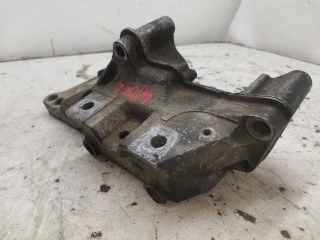 bontott VW GOLF IV Motor Tartó Bak (Fém)