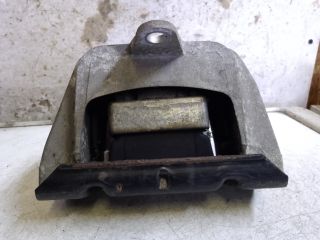 bontott VW GOLF IV Motor Tartó Bak (Fém)