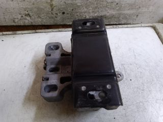 bontott VW GOLF IV Motor Tartó Bak (Fém)