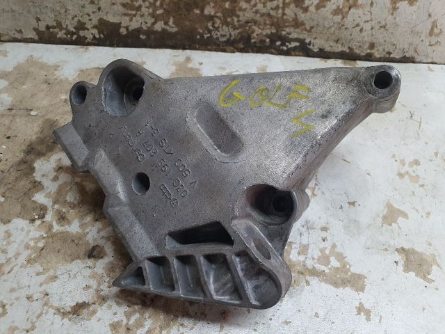 bontott VW GOLF IV Motor Tartó Bak (Fém)