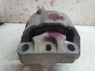 bontott VW GOLF IV Motor Tartó Bak (Fém)