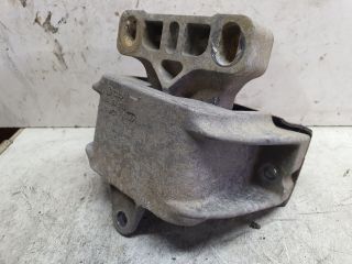 bontott VW GOLF IV Motor Tartó Bak (Fém)