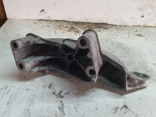 bontott VW GOLF IV Motor Tartó Bak (Fém)