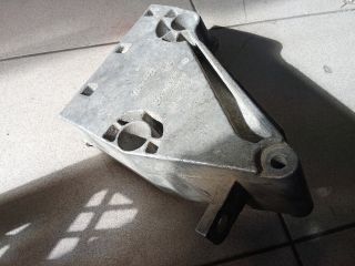 bontott VW GOLF IV Motor Tartó Bak (Pozíciófüggetlen)