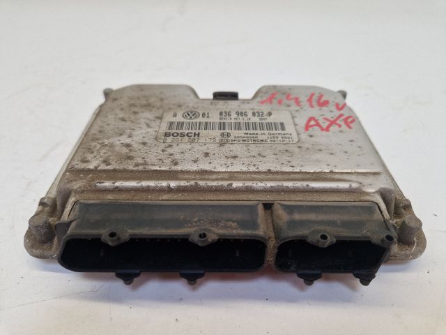 bontott VW GOLF IV Motorvezérlő