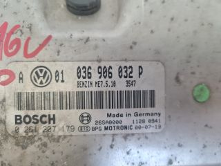 bontott VW GOLF IV Motorvezérlő