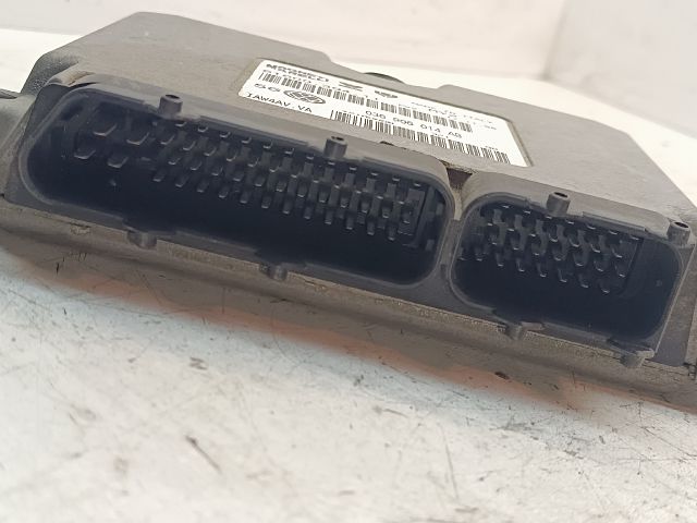 bontott VW GOLF IV Motorvezérlő