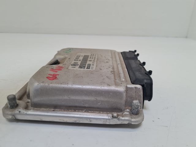 bontott VW GOLF IV Motorvezérlő