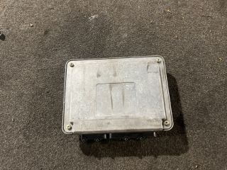 bontott VW GOLF IV Motorvezérlő