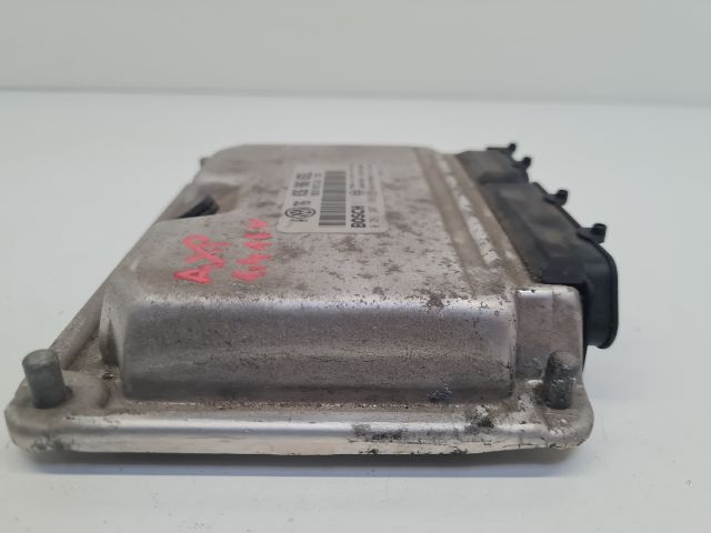 bontott VW GOLF IV Motorvezérlő