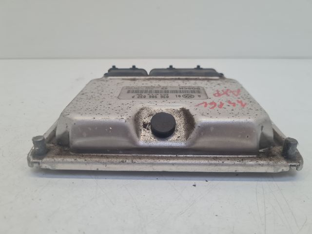 bontott VW GOLF IV Motorvezérlő