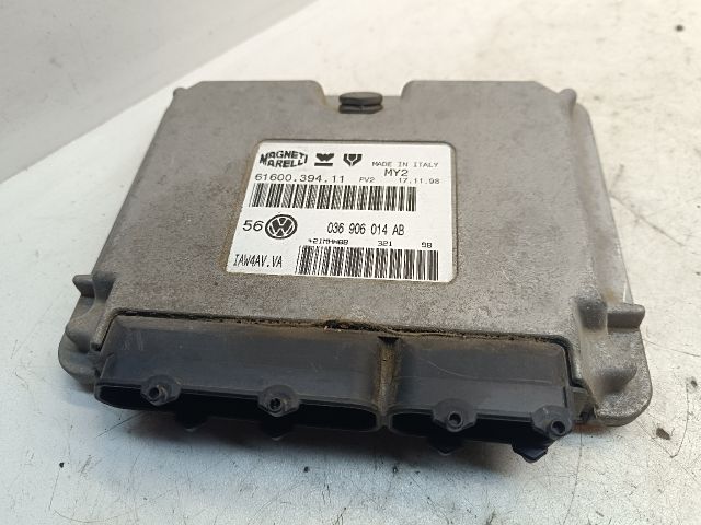 bontott VW GOLF IV Motorvezérlő