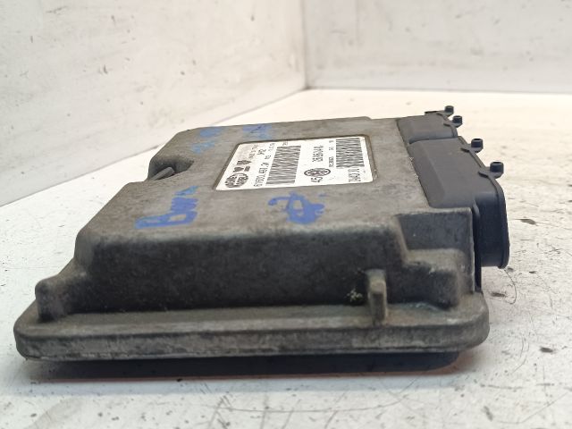 bontott VW GOLF IV Motorvezérlő