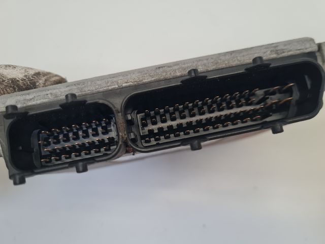 bontott VW GOLF IV Motorvezérlő