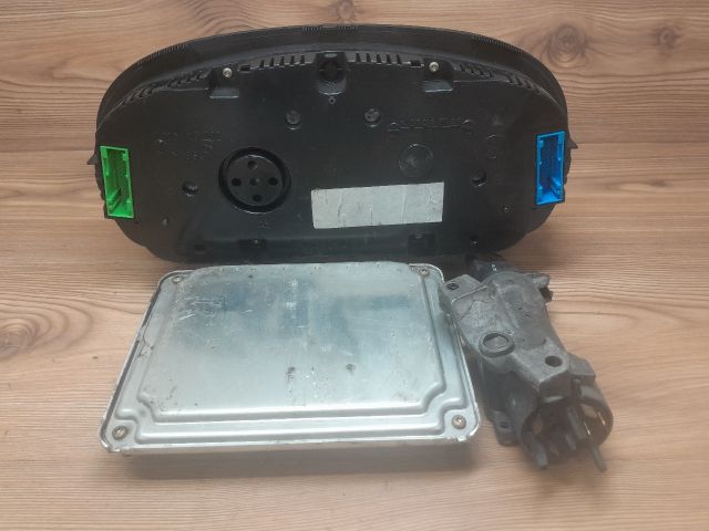 bontott VW GOLF IV Motorvezérlő