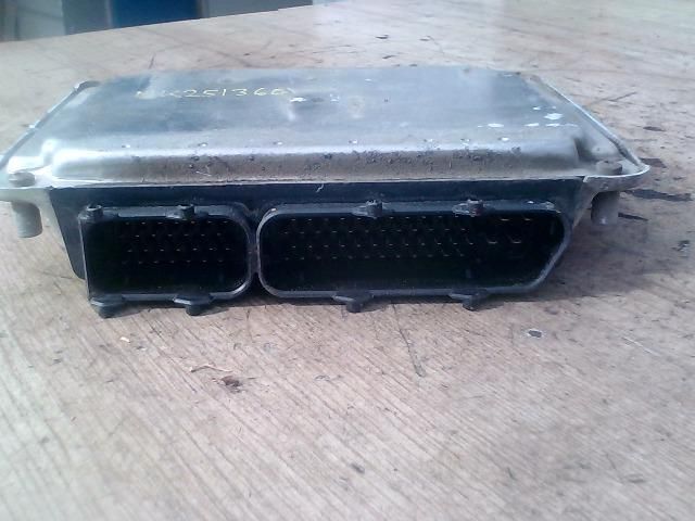 bontott VW GOLF IV Motorvezérlő