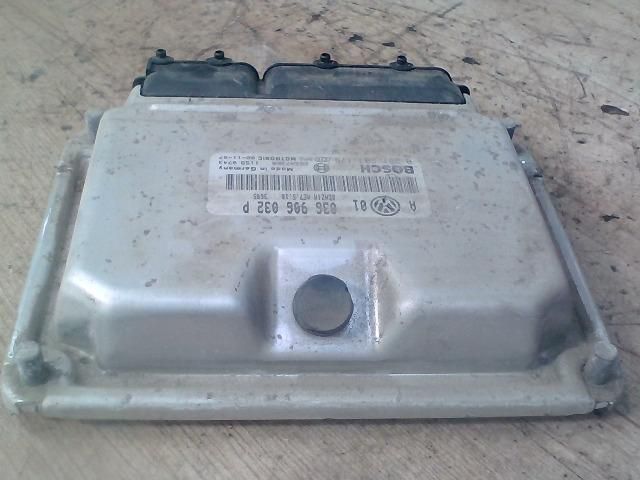 bontott VW GOLF IV Motorvezérlő