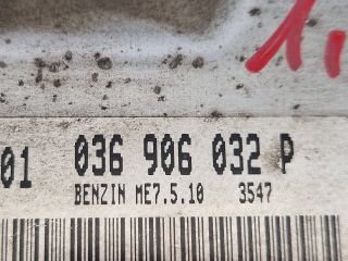 bontott VW GOLF IV Motorvezérlő