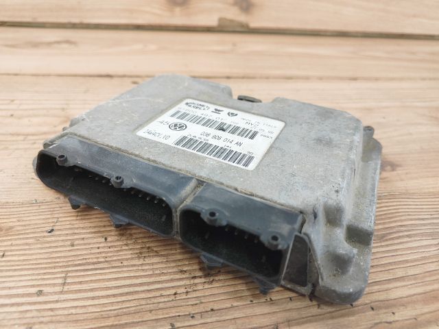bontott VW GOLF IV Motorvezérlő