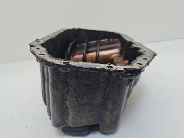 bontott VW GOLF IV Olajteknő