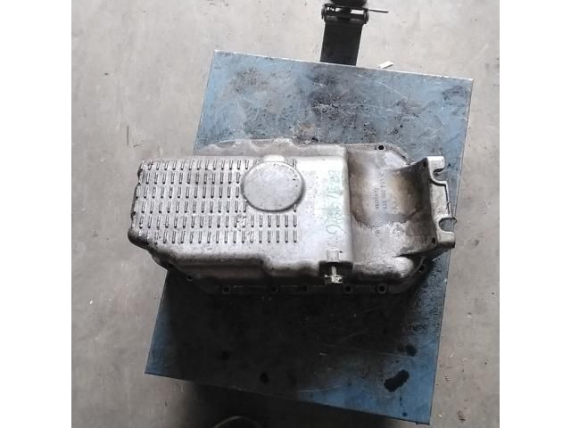 bontott VW GOLF IV Olajteknő