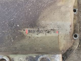 bontott VW GOLF IV Olajteknő