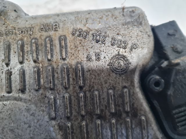 bontott VW GOLF IV Olajteknő