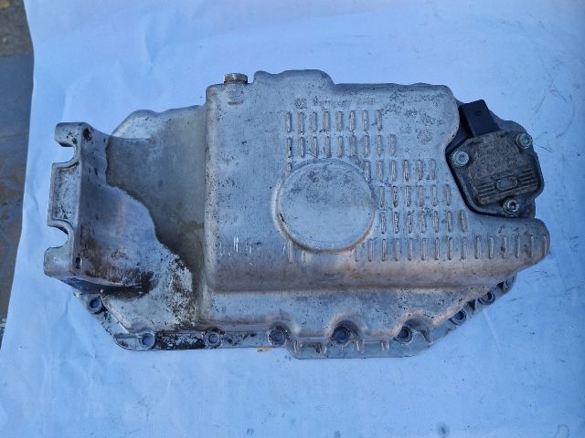 bontott VW GOLF IV Olajteknő