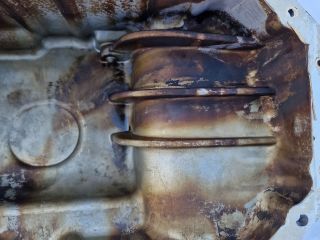 bontott VW GOLF IV Olajteknő