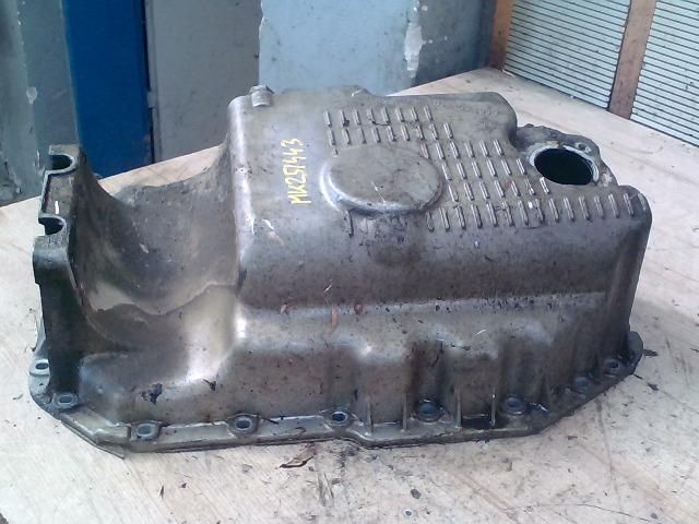 bontott VW GOLF IV Olajteknő