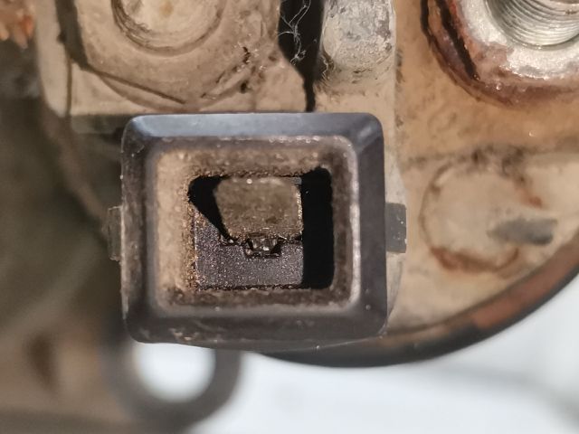 bontott VW GOLF IV Önindító